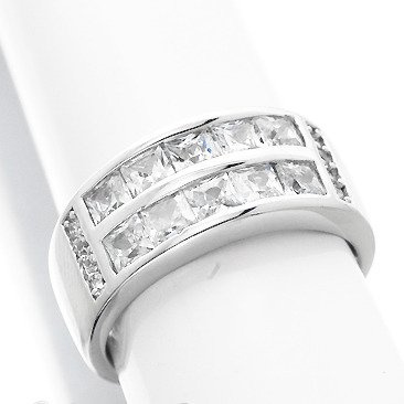 Szeroka Srebrna Obrączka z Diamentowymi Cyrkoniami